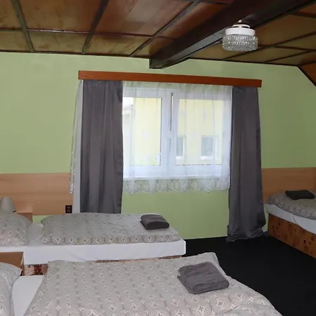 U Mateje منزل ريفي *